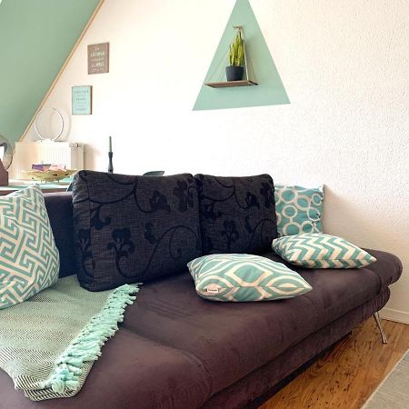 Cottbus-Apartments - Green Apartment I Privat I Wifi I Kueche I Balkon Dış mekan fotoğraf