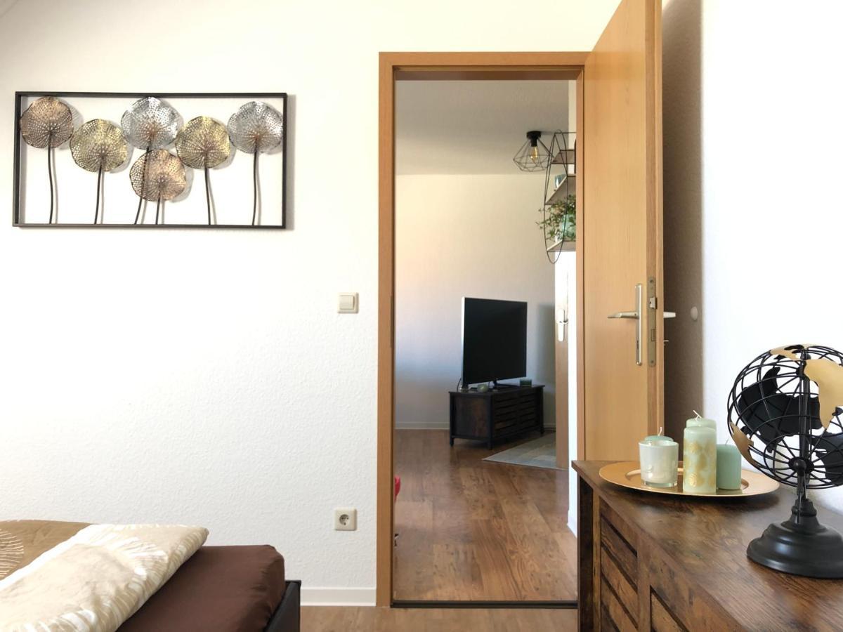 Cottbus-Apartments - Green Apartment I Privat I Wifi I Kueche I Balkon Dış mekan fotoğraf