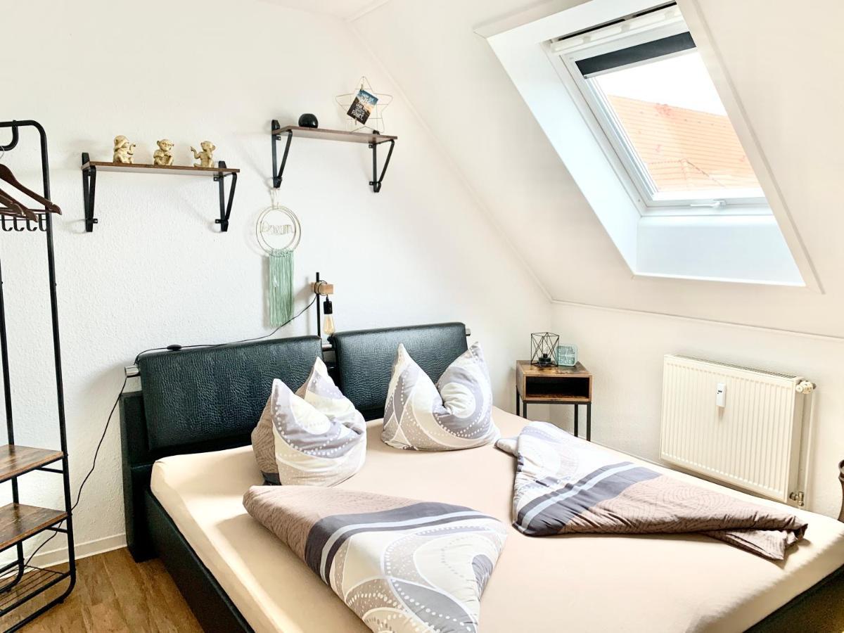 Cottbus-Apartments - Green Apartment I Privat I Wifi I Kueche I Balkon Dış mekan fotoğraf